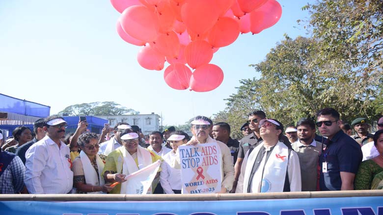 Chief Minister Dr Manik Saha launches AIDS day rally at Umakanta Academy school on December 01